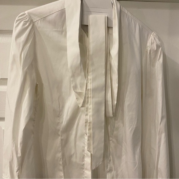 Moloh Elegant White Blouse with Tie Detail Shirt - Picture 4 of 9